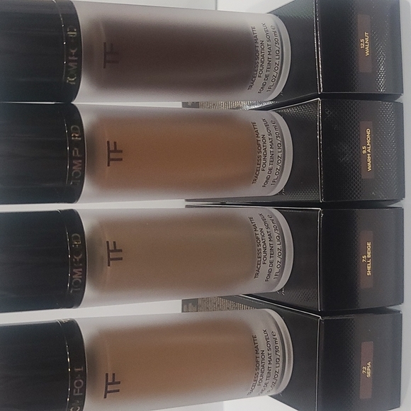 NIB ✅ Tom Ford Traceless Soft Matte Foundation CHOOSE YOUR SHADE ✨ NEW IN BOX - Picture 16 of 16